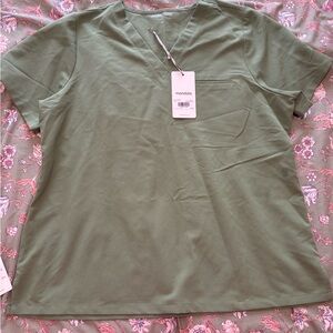 Mandala Scrub Top One Pocket Women’s